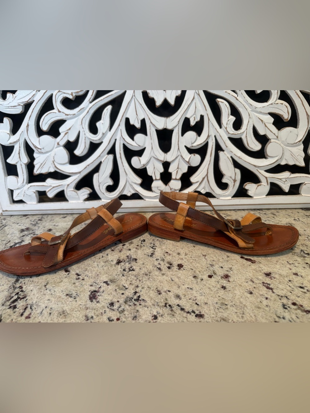 Free People La Risa Two-Tone Leather Strappy Flat Sandals Size 37.5 - Picture 9 of 12